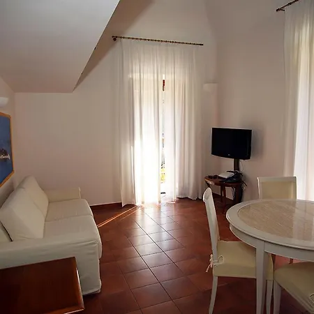 Palazzo Iaquinto Apartment Santa Maria di Castellabate Exterior photo