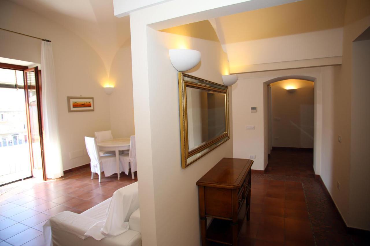 Apartment Palazzo Iaquinto *